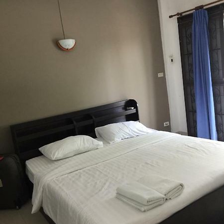 Escobar Guesthouse Jomtien Beach Εξωτερικό φωτογραφία