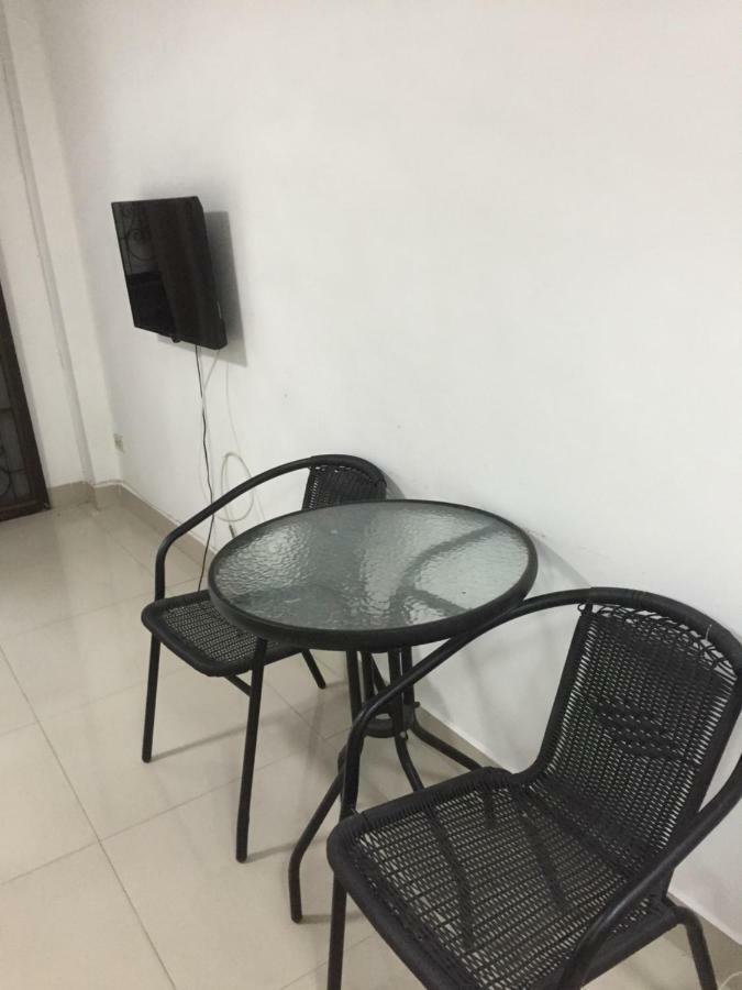Escobar Guesthouse Jomtien Beach Εξωτερικό φωτογραφία